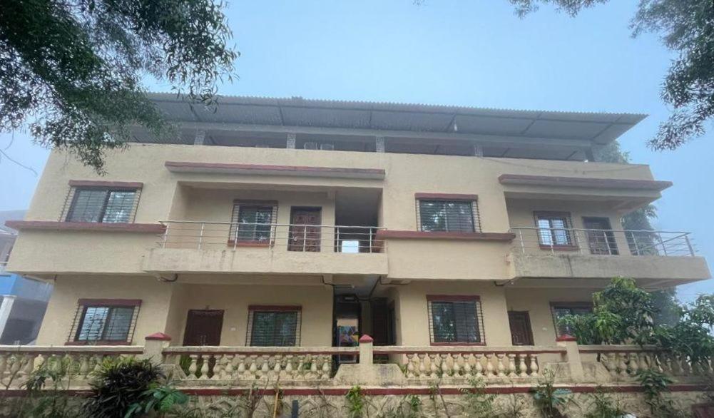 Hotel Phoenix 罗纳瓦拉 外观 照片